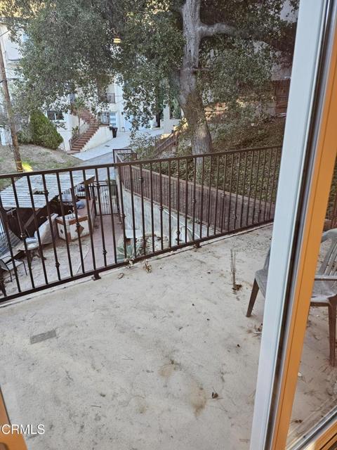 Detail Gallery Image 14 of 20 For 9682 Hillhaven Ave, Tujunga,  CA 91042 - 3 Beds | 3 Baths