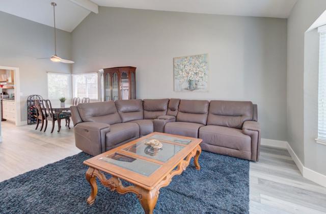 15120 Venetian Way, Morgan Hill CA: https://media.crmls.org/mediaz/34588857-4959-46b5-8c70-9fa203191451.jpg