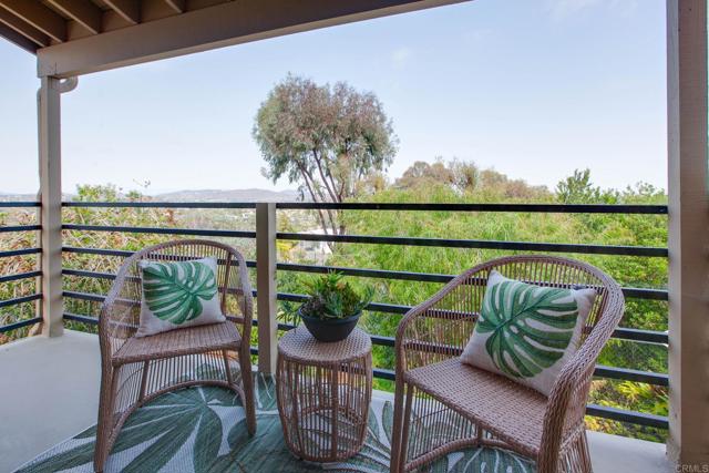 Detail Gallery Image 15 of 42 For 597 via Cantebria, Encinitas,  CA 92024 - 2 Beds | 2/1 Baths