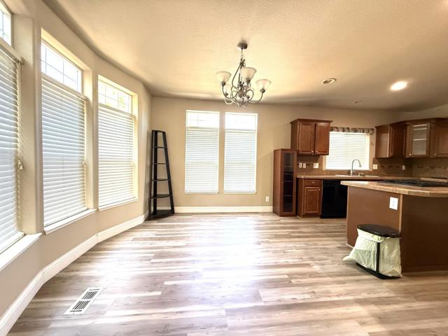 125 N Mary Avenue, Sunnyvale CA: https://media.crmls.org/mediaz/345ad6fe-794d-4835-9a48-0558ffbcb96f.jpg