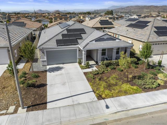 28382 Hopscotch dr,  CA: https://media.crmls.org/mediaz/345ade8a-e519-407f-b080-7755acd06c66.jpg