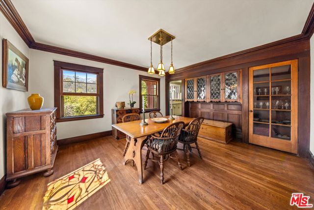 1060 Tremonto Road, Santa Barbara CA: https://media.crmls.org/mediaz/345c5e59-0318-42ed-bdd4-5a6faa730324.jpg