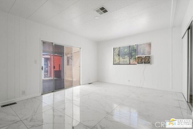 38 Paseo Laredo N, Cathedral City CA: https://media.crmls.org/mediaz/345cdafd-c42a-4536-b50a-16da9884ab5f.jpg