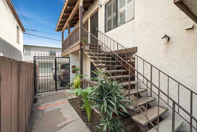 4521 Hawley Blvd, San Diego CA: https://media.crmls.org/mediaz/345d0514-de3b-4d33-95e3-1ce471b8775c.jpg