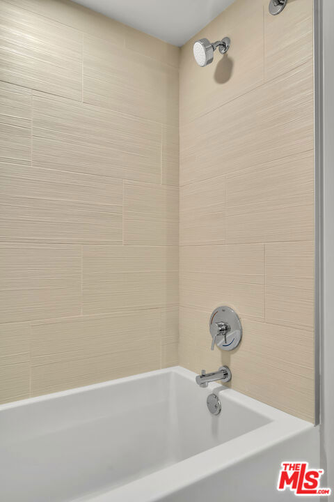 2801 Sunset Place, Los Angeles CA: https://media.crmls.org/mediaz/345e0da7-6af5-473e-afd2-d12d13e7cde3.jpg