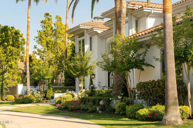 1069 Corte Barroso, Camarillo CA: https://media.crmls.org/mediaz/345eb5fb-1eec-4aa0-b21c-33fb55b1a351.jpg