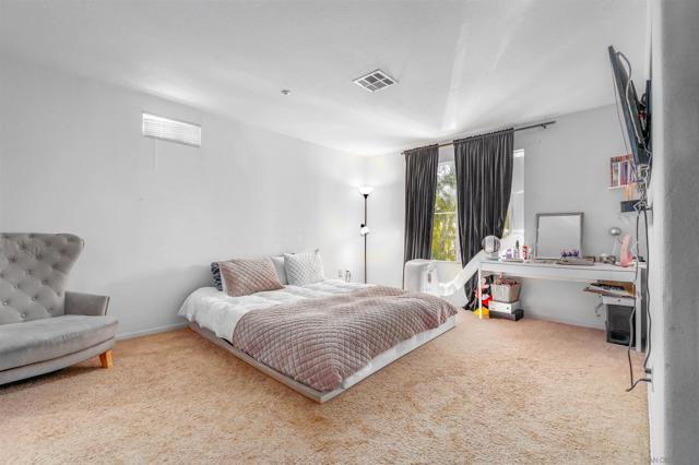 1648 Sweet Gum Place, Chula Vista CA: https://media.crmls.org/mediaz/345f4059-4abd-4f97-bfc3-515607751aca.jpg