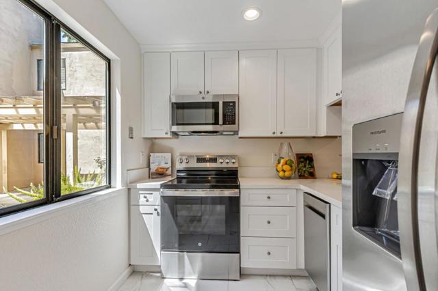 449 Alberto Way, Los Gatos CA: https://media.crmls.org/mediaz/34615c5b-253c-439a-bb33-4714c5d404b1.jpg