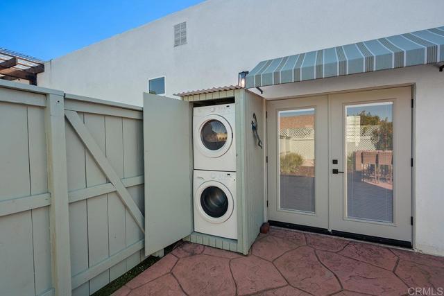 Detail Gallery Image 70 of 75 For 4404 Voltaire St, San Diego,  CA 92107 - 4 Beds | 3 Baths