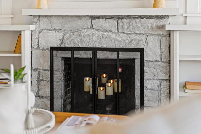 791 Spruce Avenue, Pacific Grove CA: https://media.crmls.org/mediaz/3464f682-ef4c-4a42-b2c0-97ae534d0cff.jpg