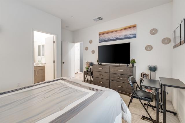 Detail Gallery Image 22 of 34 For 5261 Beachfront Cove St #174,  San Diego,  CA 92154 - 4 Beds | 3/1 Baths