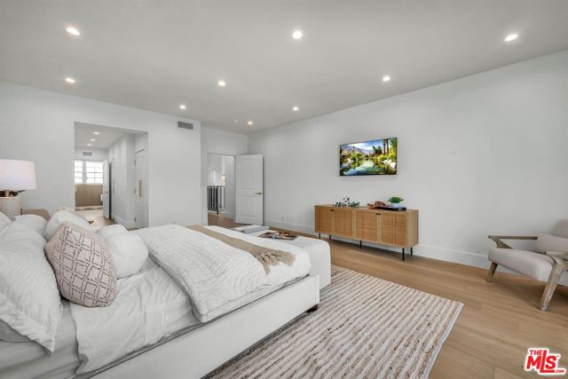Drew Fenton | 2205 Canyonback Road Los Angeles CA | MLS: 7397036 Drew Fenton | 2205 Canyonback Road Los Angeles CA | MLS: 7397036