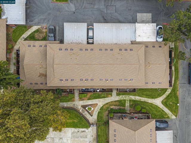2065 Olivera Rd, Concord CA: https://media.crmls.org/mediaz/34663b52-6615-4111-8b46-7ef27921740a.jpg