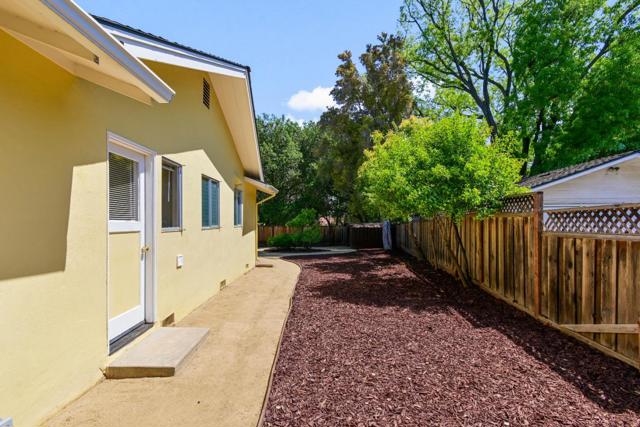 10350 Mann Drive, Cupertino CA: https://media.crmls.org/mediaz/346644f2-791a-4446-88c4-8a84d26968b6.jpg