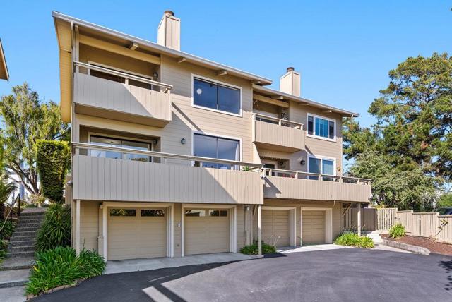 1742 Seascape Boulevard, Aptos CA: https://media.crmls.org/mediaz/34668243-b38d-4705-b24e-7987be0684c4.jpg