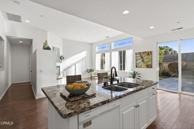 Detail Gallery Image 19 of 51 For 2914 Naples Dr, Oxnard,  CA 93035 - 3 Beds | 2 Baths