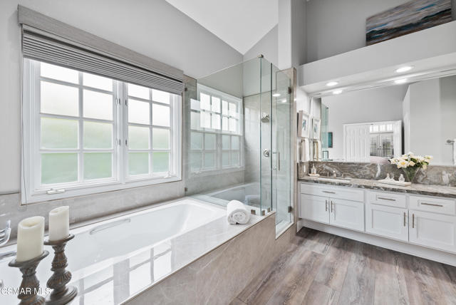 4646 Pine Valley Place, Westlake Village CA: https://media.crmls.org/mediaz/3467ce1a-c982-486d-878e-fe7be95cca16.jpg