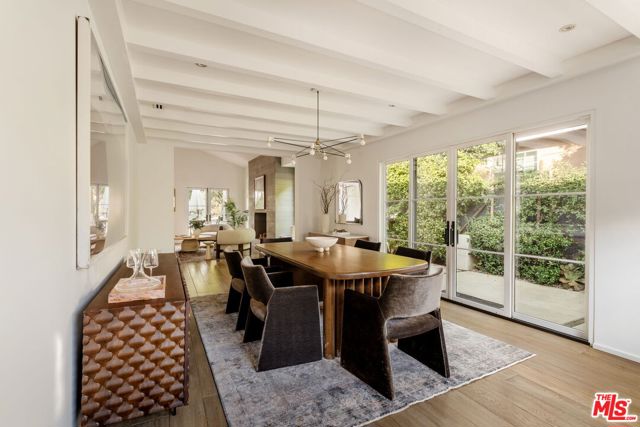 4128 Baywood Street, Los Angeles CA: https://media.crmls.org/mediaz/346853e2-7955-43be-b99f-ccbb60f855f2.jpg