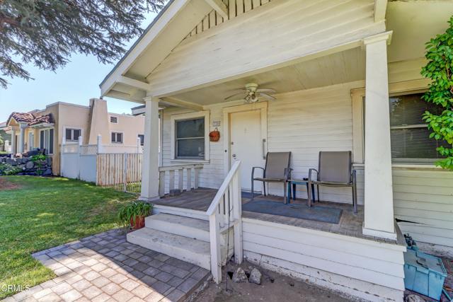 320 W Lemon Avenue, Monrovia CA: https://media.crmls.org/mediaz/3468d10f-fcef-40aa-841a-796f75ef71a6.jpg