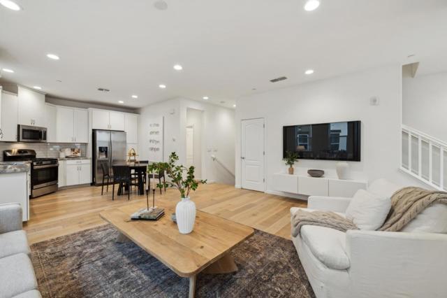 2729 Ginoso Court, San Jose CA: https://media.crmls.org/mediaz/346afe43-d3b1-4c6d-821f-8826d0f556fd.jpg