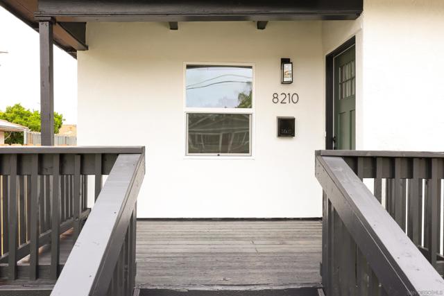 8210 Orchard Ave, La Mesa CA: https://media.crmls.org/mediaz/346b23b9-4c56-43e7-8d90-8667eafce72f.jpg