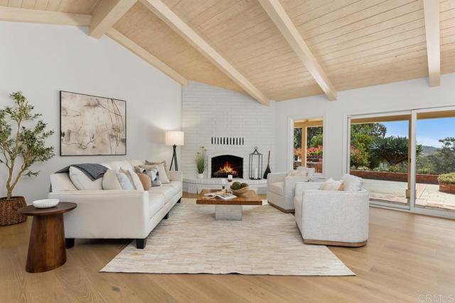 Detail Gallery Image 1 of 1 For 20858 Fortuna Del Sur, Escondido,  CA 92029 - 5 Beds | 4 Baths