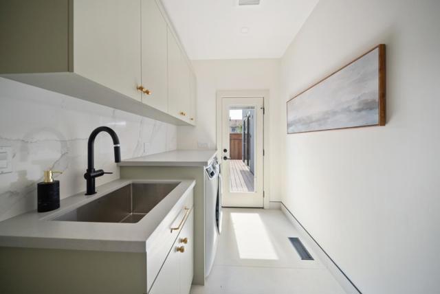 3240 N Main Street, Soquel CA: https://media.crmls.org/mediaz/346c8687-9ef1-4ed1-98b0-950b0543fc15.jpg