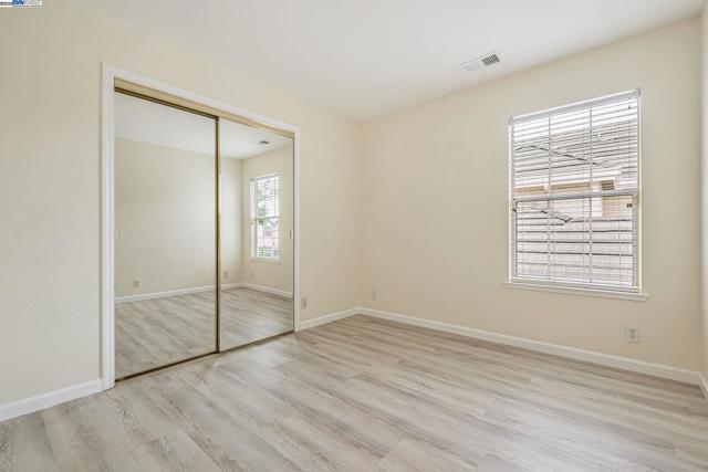 4293 OLIVER WAY, Union City CA: https://media.crmls.org/mediaz/346dfcce-9ea3-4cd6-95d4-bec208cbb0f3.jpg