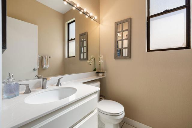 79822 Olympia Fields, La Quinta CA: https://media.crmls.org/mediaz/346f0637-6f75-49cb-9203-082c96303d41.jpg