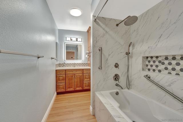 12486 Lomica Drive, San Diego CA: https://media.crmls.org/mediaz/346f279d-eb9b-4a31-aebb-d9cdaca52b66.jpg