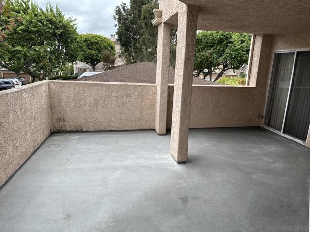 7248 Camino Degrazia, San Diego CA: https://media.crmls.org/mediaz/346f7ae4-b4b4-4bb8-90da-4f7ade834ea4.jpg