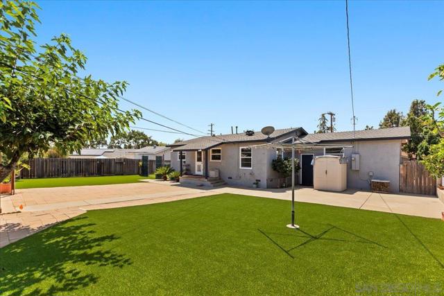 1658 Greenfield Dr, El Cajon CA: https://media.crmls.org/mediaz/347070ee-6289-448f-a6a9-31735c38f884.jpg