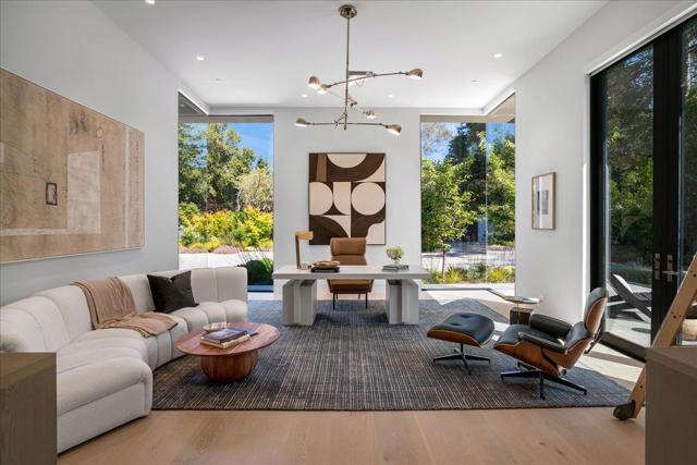 88 Tuscaloosa Avenue, Atherton CA: https://media.crmls.org/mediaz/3472d056-c2d9-47bf-bf9c-ebe59d747bc6.jpg