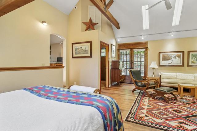 18615 Castle Lake Drive, Morgan Hill CA: https://media.crmls.org/mediaz/347387ad-4403-418d-a66d-c881fc57e599.jpg