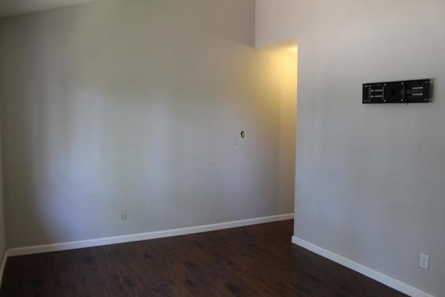 1025 Fillippelli Drive, Gilroy CA: https://media.crmls.org/mediaz/34743816-dfc3-419b-8621-aa5dd336b9ea.jpg