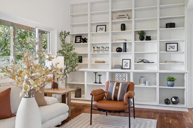 2684 Summit Drive, Burlingame CA: https://media.crmls.org/mediaz/347536c0-c941-44c3-a82b-f6936e6cfb60.jpg