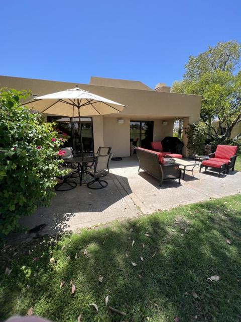 26 Mission Court, Rancho Mirage CA: https://media.crmls.org/mediaz/347612f3-edd6-4dcb-bb56-cee68a37d50c.jpg