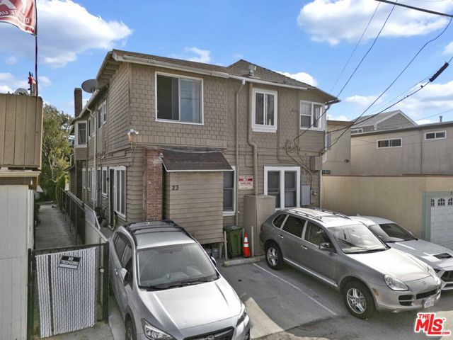  Income Home for Sale in Venice, California