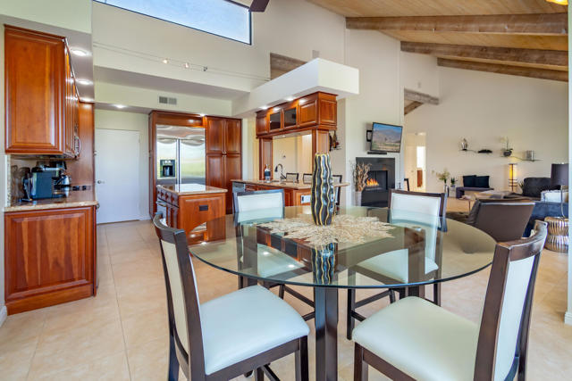 628 Hospitality Drive, Rancho Mirage CA: https://media.crmls.org/mediaz/3476ae86-9b19-4c34-9d98-43c55ffc3dad.jpg