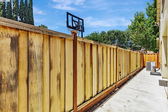 208 Jupiter Ct., Pittsburg CA: https://media.crmls.org/mediaz/3476e171-3632-4911-b15a-81daad86abd9.jpg