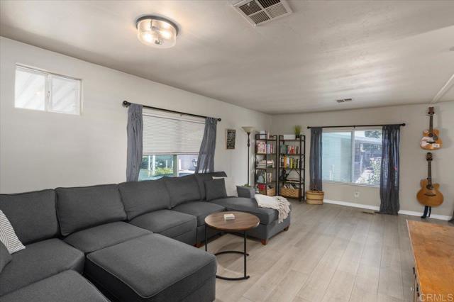 4660 N River Road, Oceanside CA: https://media.crmls.org/mediaz/34788f9a-4aea-43b9-8d86-ca7402c47fe9.jpg