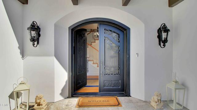 1929 Lyans Drive, La Canada Flintridge CA: https://media.crmls.org/mediaz/3478b5f2-7205-497a-abb6-a9e6bcc3f5eb.jpg