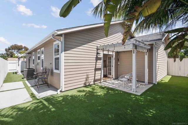 4690 51st, San Diego CA: https://media.crmls.org/mediaz/347ae5ac-5411-434b-a17c-bc8b222c00dd.jpg