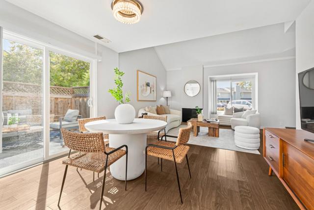 851 Peary Lane, Foster City CA: https://media.crmls.org/mediaz/347b13e3-86e6-44fb-8472-8a1c02f6d016.jpg