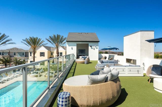 Detail Gallery Image 14 of 64 For 2055 Paseo Belluno #2,  Chula Vista,  CA 91913 - 2 Beds | 2/1 Baths