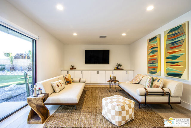 72827 Haystack Road, Palm Desert CA: https://media.crmls.org/mediaz/347d8ffa-2ac6-4ad8-af2d-34467c97bae7.jpg