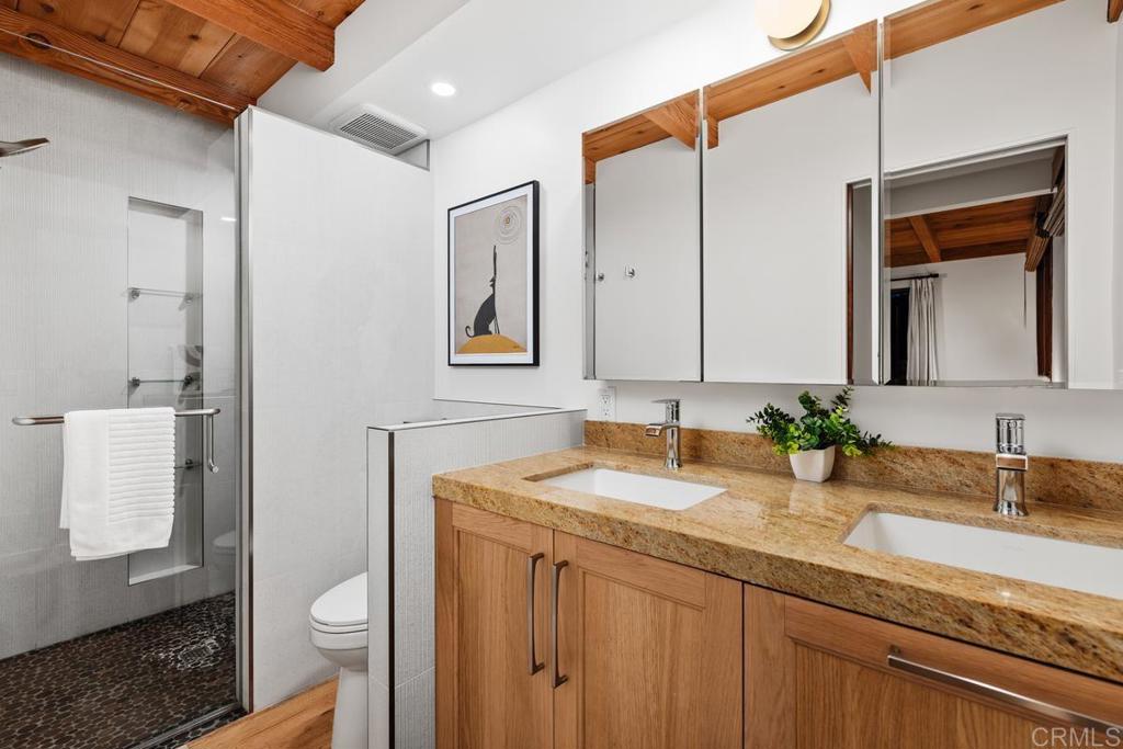 2034 Mackinnon Avenue - photo 19