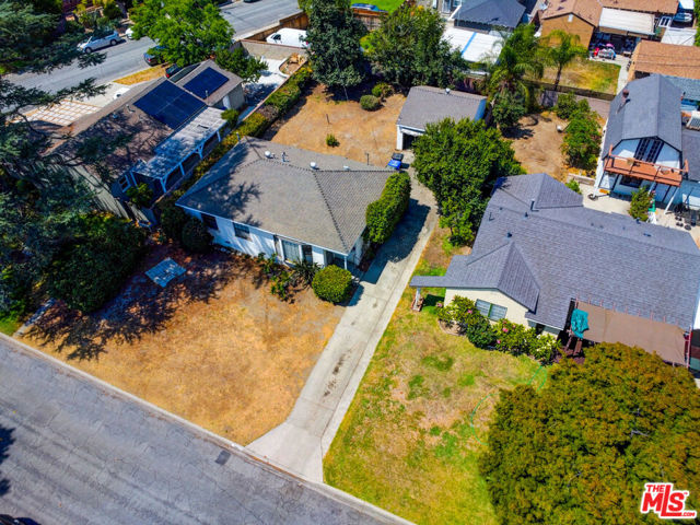 253 W El Sur Street, Monrovia CA: https://media.crmls.org/mediaz/347ef46d-e263-408d-a92d-cd165e5cc494.jpg