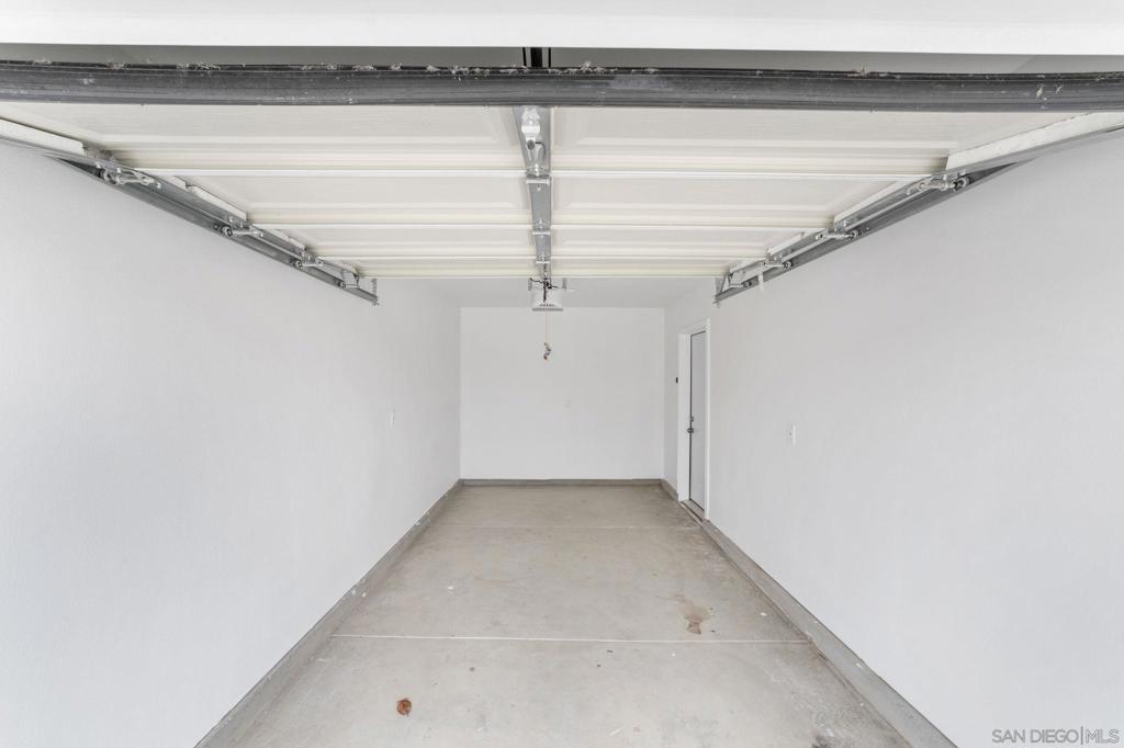 MLS #250034510SD img 27