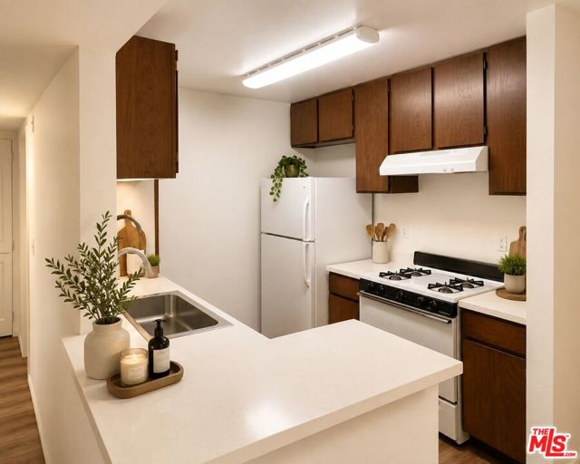  Income Home for Sale in Los Angeles, California